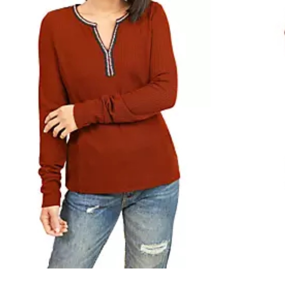 DR2 waffle knit top